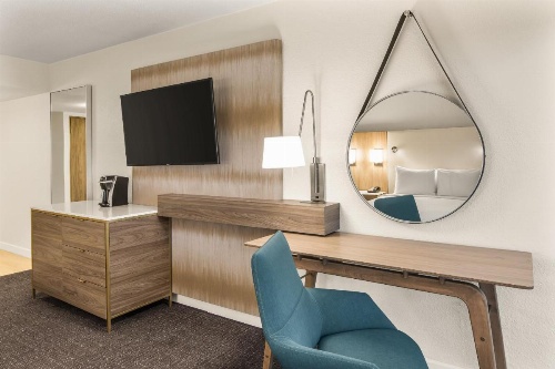 Crowne Plaza Orlando - Lake Buena Vista image 10