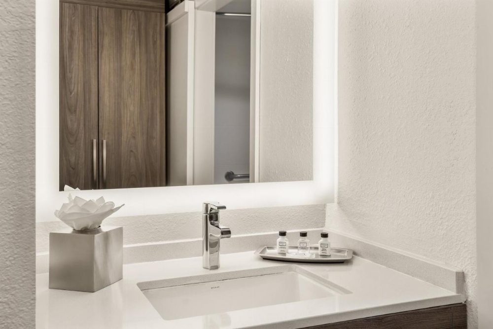 Room image 5