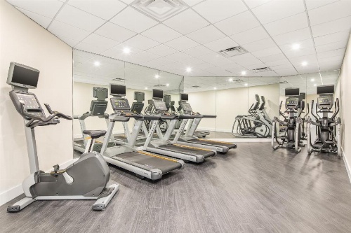Crowne Plaza Orlando - Lake Buena Vista image 6